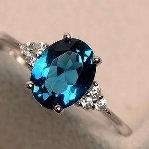 Elegant Blue Gemstone Silver Ring